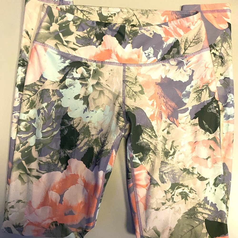 Fabletics Leggings Size Small